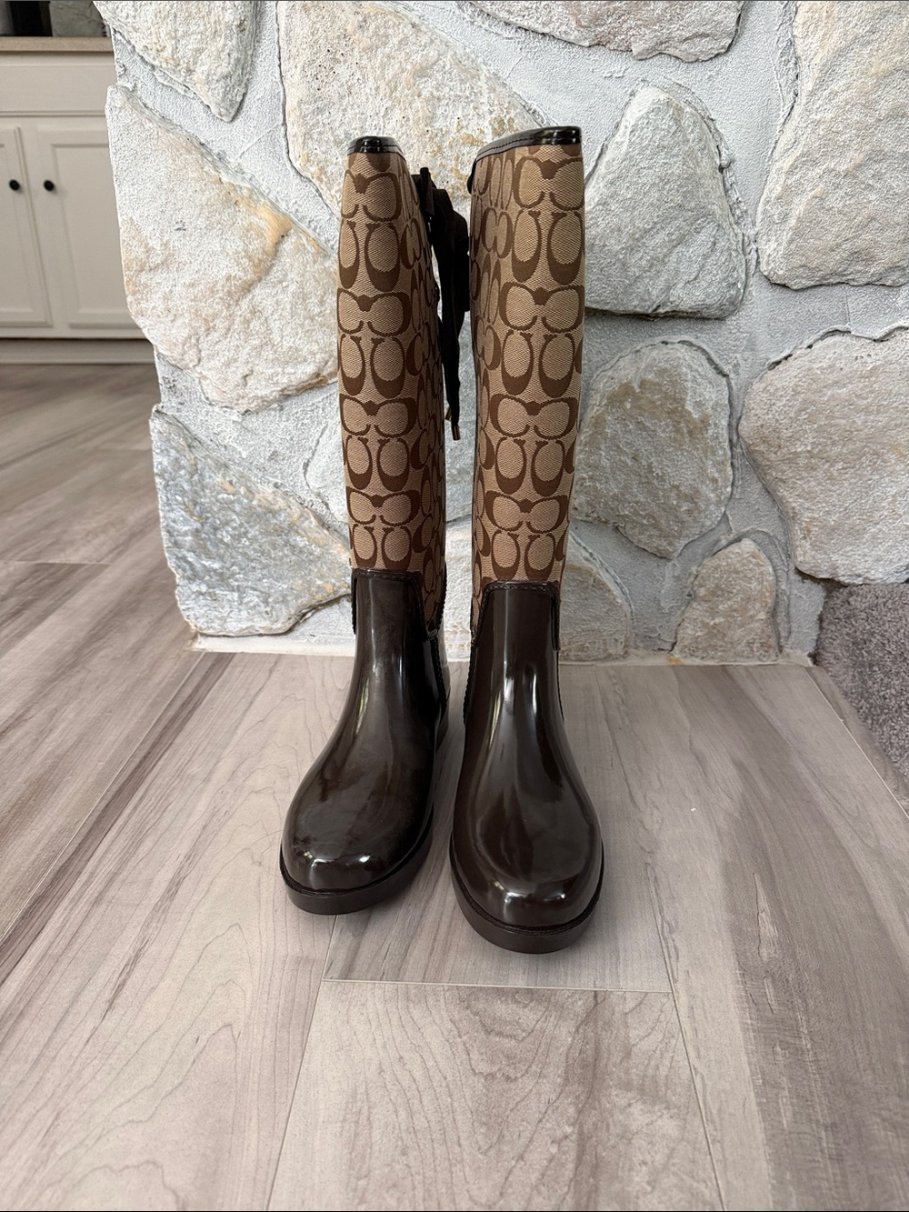 Coach Tristee Brown & Khaki Rainboot Signature Print Canvas-Shiny Rubber Size 10